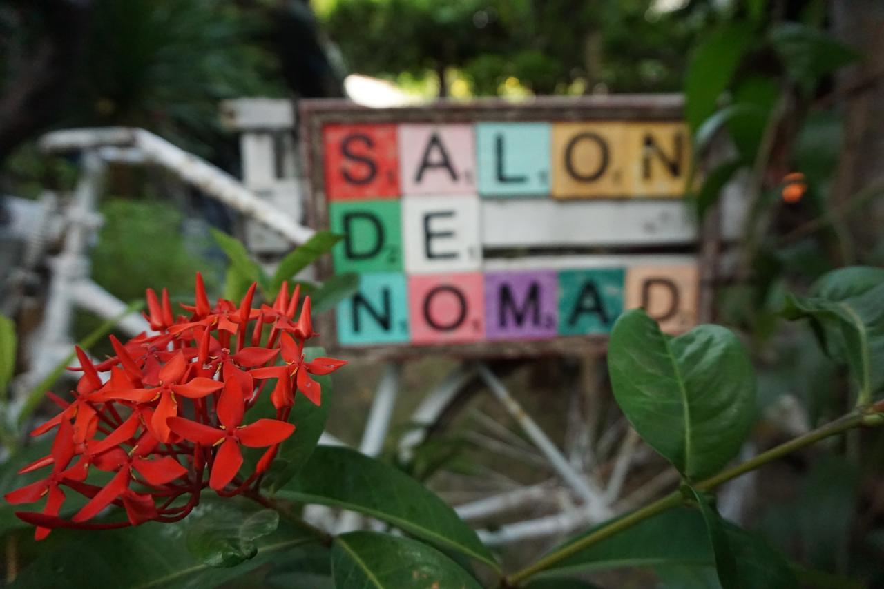 Bed and Breakfast Salon De Nomad Gili T. Gili Trawangan Zewnętrze zdjęcie
