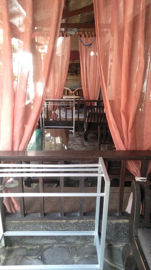 Bed and Breakfast Salon De Nomad Gili T. Gili Trawangan Zewnętrze zdjęcie