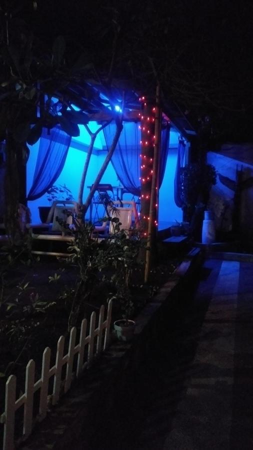 Bed and Breakfast Salon De Nomad Gili T. Gili Trawangan Zewnętrze zdjęcie