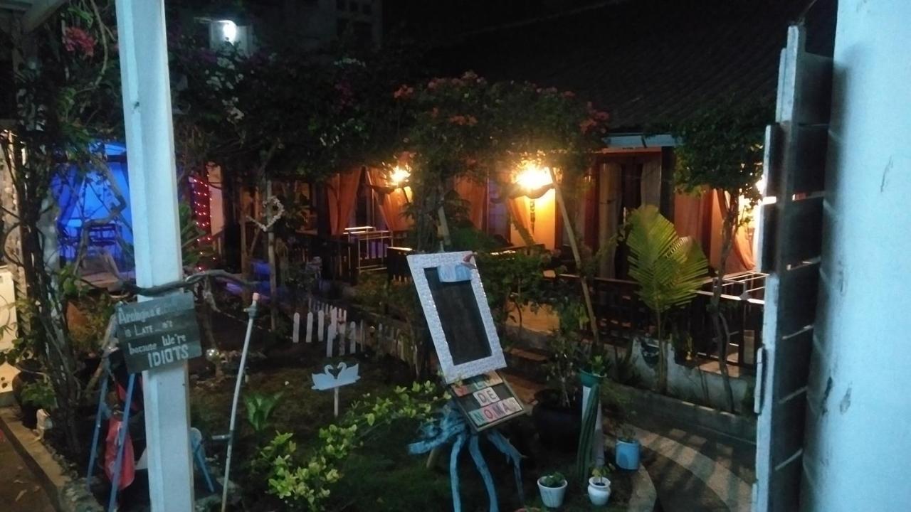 Bed and Breakfast Salon De Nomad Gili T. Gili Trawangan Zewnętrze zdjęcie